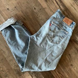 501 distressed men’s LEVI jeans 36 x 34